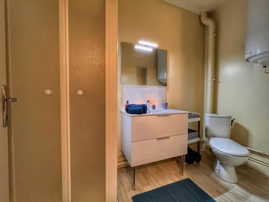 Zen Hyper Centre Apartment